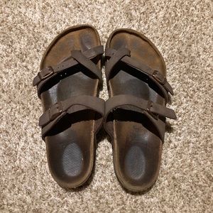 Brown Toe Strap Sandles